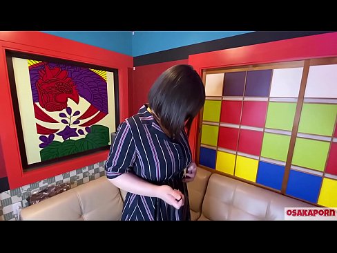 ❤️ Una maca japonesa de grans tetes es masturba amb joguines sexuals i té un orgasme. Ella parla en una entrevista de la seva putada experiència. Tetes enormes i cony pelut gemegant fort. Osakaporn Porno rus al porno ca.shufflesex-com.ru ☑